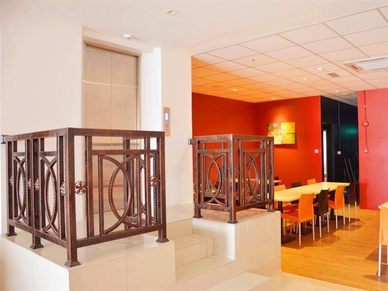 Hotel Jeti Tg Gemok Padang Endau Bagian luar foto